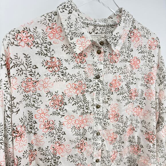 Anthropologie Enchanted Floral Embroidered Button Down Shirt Size Med / Large - Picture 2 of 12